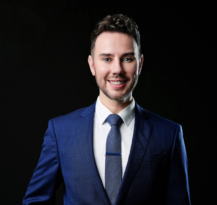 Dr Stephen Lowe